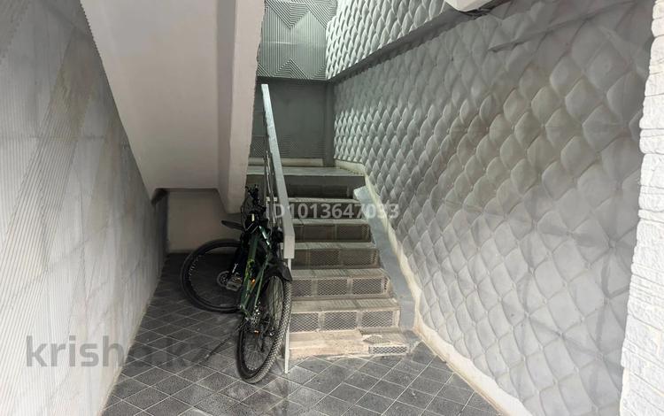 2-комнатная квартира · 56 м² · 3/9 этаж, Тауке хана 32 за 220 000 ₸ в Шымкенте, Аль-Фарабийский р-н — фото 2
