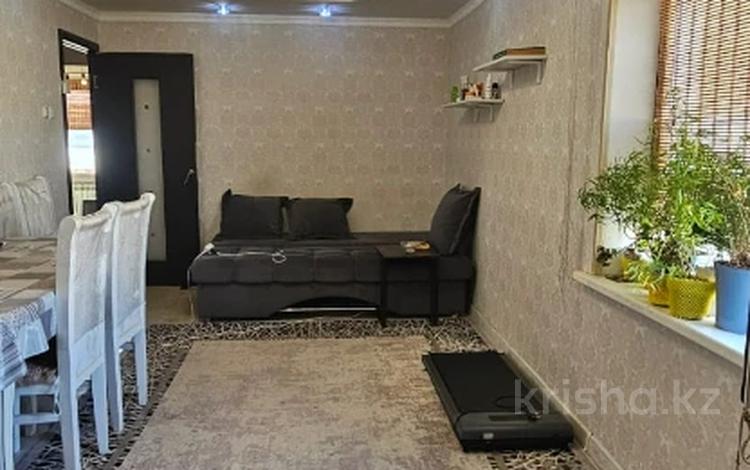 3-бөлмелі пәтер · 60 м² · 4/4 қабат, 6-й мкр 11, бағасы: 11.5 млн ₸ в Актау — фото 3