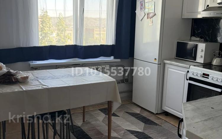 3-бөлмелі пәтер · 68 м² · 5/5 қабат, Жастар 19 — оралхан бокей, бағасы: 26.5 млн ₸ в Усть-Каменогорске — фото 2