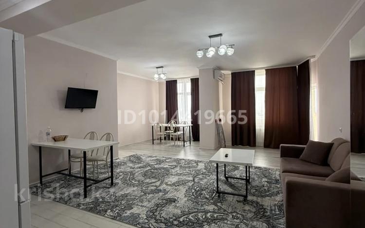 3-бөлмелі пәтер · 85 м² · 9/19 қабат, 7А ш/а. 21, бағасы: 30 000 ₸ в Актау, 7А мкр — фото 2
