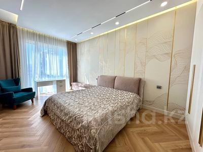 3-комнатная квартира, 130 м², 18/21 этаж помесячно, Сейфуллина 574/1 к3 — Просп. Аль-Фараби за 800 000 〒 в Алматы, Бостандыкский р-н