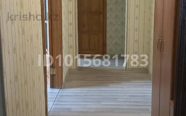 3-бөлмелі пәтер · 64 м² · 8/10 қабат, назарбаева 204, бағасы: 25 млн ₸ в Павлодаре — фото 2