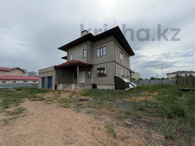 Отдельный дом · 5 комнат · 400 м² · 12.5 сот., Сырбай Мауленов за 265 млн ₸ в Астане
