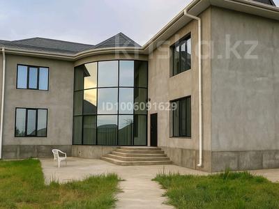 Жеке үй · 6 бөлме · 240 м² · 9 сот., мкр Нуртас — Акберды, бағасы: 120 млн 〒 в Шымкенте, Каратауский р-н