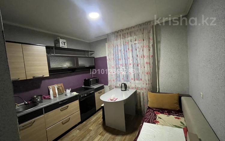 2-комнатная квартира · 52 м² · 6/9 этаж, Астана за 100 000 ₸ в Аксу — фото 4