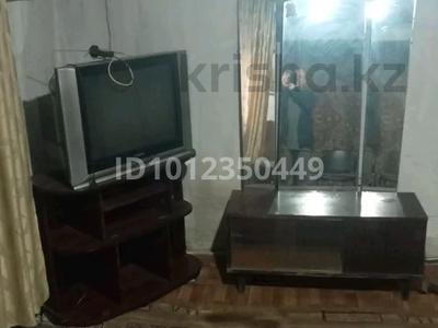 Отдельный дом · 1 комната · 30 м² · 6 сот., Ул.Чокина Шафика 51 — Ул.Байзакова. уг.ул.Раимбека за 60 000 〒 в Алматы, Алмалинский р-н