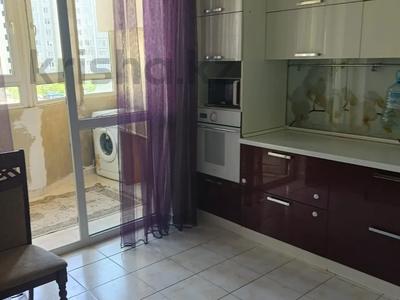3-комнатная квартира · 90 м² · 1/9 этаж, мкр Аккент 37 за 350 000 ₸ в Алматы, Алатауский р-н