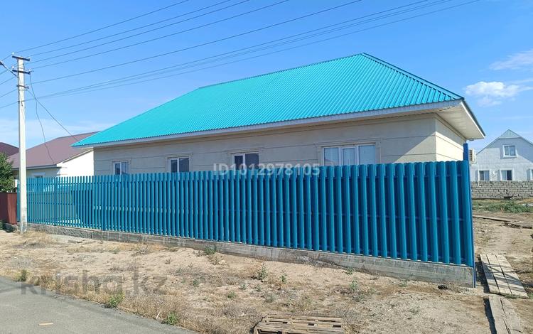Отдельный дом · 4 комнаты · 160 м² · 8 сот., пгт Балыкши, Тсақала 3 Зайда Султанова 15 — Магазин Нұрай за 38 млн ₸ в Атырау — фото 2