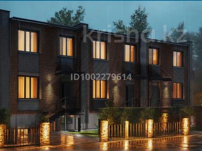 Часть дома · 4 комнаты · 160 м² · 3 сот., мкр Новый Город, Зои Космодемьянской 36 за 80 млн 〒 в Караганде, Казыбек би р-н