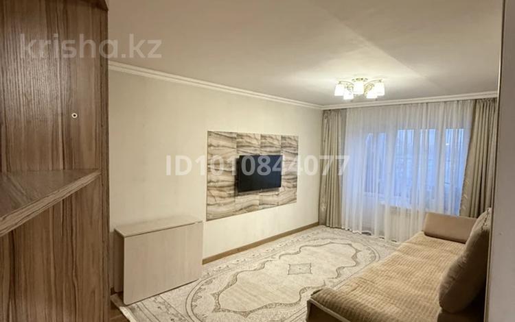 4-бөлмелі пәтер · 72.3 м² · 7/9 қабат, мкр Юго-Восток, Строителей, бағасы: 30 млн ₸ в Караганде, Казыбек би р-н — фото 2
