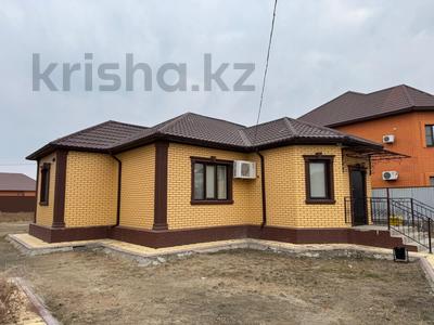Отдельный дом · 3 комнаты · 158 м² · 12 сот., мкр Мунайшы, 6 улица за 42 млн ₸ в Атырау