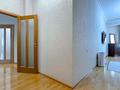5-бөлмелі пәтер · 216 м² · 5/8 қабат, Каратаева 38а-в, бағасы: 230 млн ₸ в Алматы, Бостандыкский р-н — фото 12