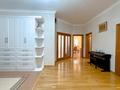 5-бөлмелі пәтер · 216 м² · 5/8 қабат, Каратаева 38а-в, бағасы: 230 млн ₸ в Алматы, Бостандыкский р-н — фото 13
