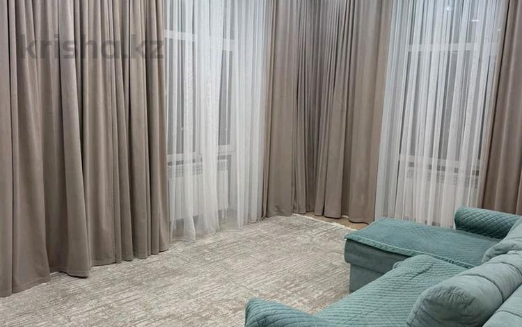 2-бөлмелі пәтер · 57 м² · 9/10 қабат, микрорайон Байкена Ашимова, бағасы: 35 млн ₸ в Караганде, Казыбек би р-н — фото 2
