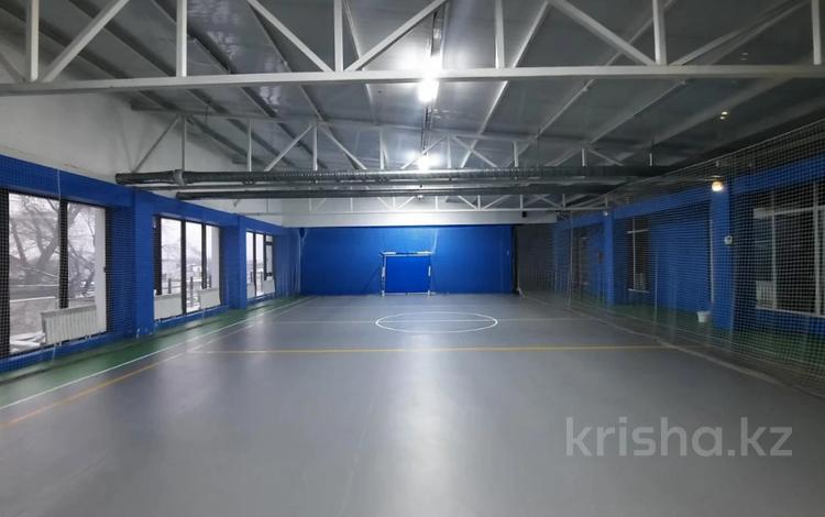 Свободное назначение, офисы, магазины и бутики, салоны красоты · 1350 м² за 675 млн ₸ в Алматы, Ауэзовский р-н — фото 25