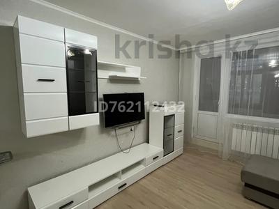 Аренда квартир в Восточно-Казахстанской обл.: 1-комнатная квартира · 38 м² · 2/9 этаж · помесячно, Казбек би 24/1 — Сатпаева за 150 000 〒 1-комнатная квартира · 38 м² · 2/9 этаж · помесячно, Казбек би 24/1 — Сатпаева за 150 000 〒 в Усть-Каменогорске, Ульбинский