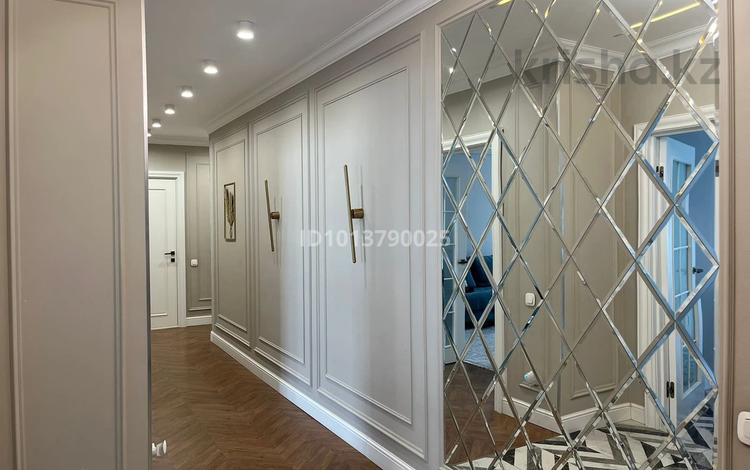 3-комнатная квартира · 100 м² · 3/9 этаж, Сығанақ 15/1 за 650 000 ₸ в Астане, Нура р-н — фото 2