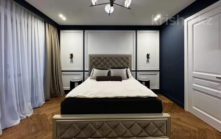4-бөлмелі пәтер · 200 м² · 4/6 қабат, Карашаш ана 16, бағасы: 1 млн ₸ в Астане, Нура р-н — фото 2