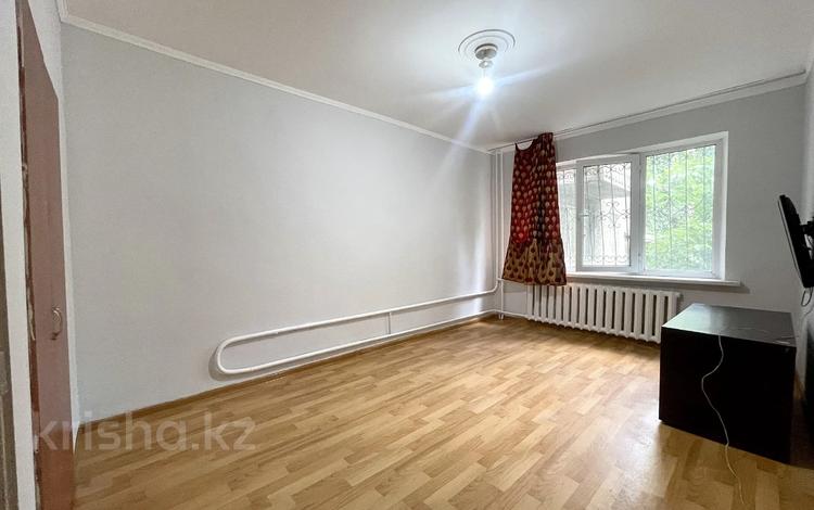 3-комнатная квартира · 65.4 м² · 1/5 этаж, мкр Аксай-2 48 за 35 млн ₸ в Алматы, Ауэзовский р-н — фото 2