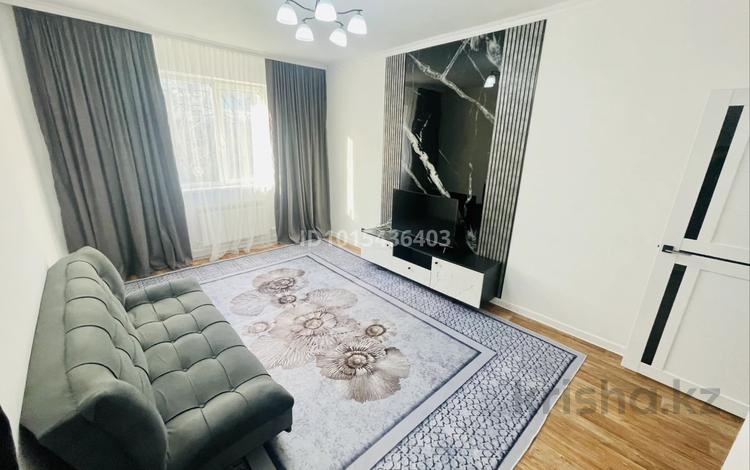 2-комнатная квартира · 60 м² · 4/5 этаж, мкр Кулагер 70 за 280 000 ₸ в Алматы, Жетысуский р-н — фото 2