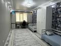 3-комнатная квартира · 108 м² · 8/10 этаж, мкр Нурсая, Таумуш Жумагалиев за 48 млн ₸ в Атырау — фото 11