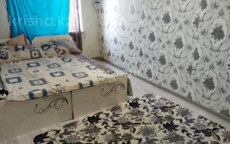 2-бөлмелі пәтер · 38 м² · 3 қабат, Сайрамская, бағасы: 12 млн ₸ в Шымкенте, Енбекшинский р-н — фото 16