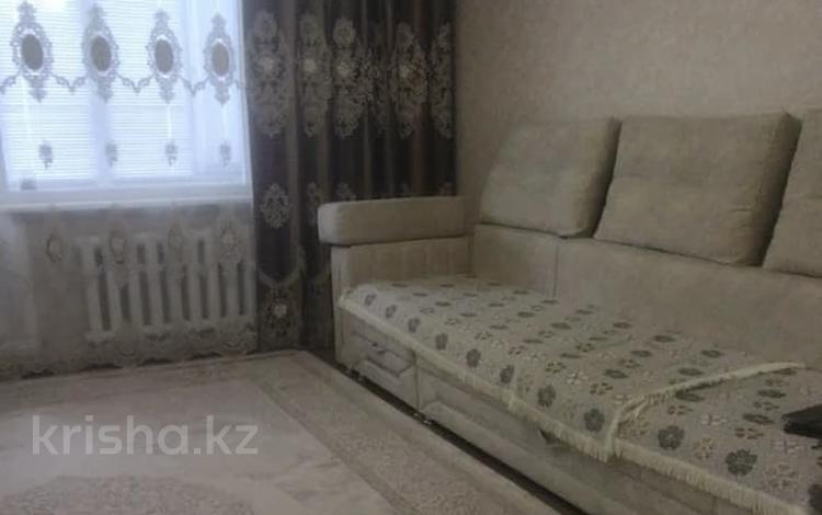 3-комнатная квартира · 65 м² · 7/9 этаж, Майкудук, 19й микрорайон — 18-микрорайон за 18 млн ₸ в Караганде, Алихана Бокейханова р-н — фото 2