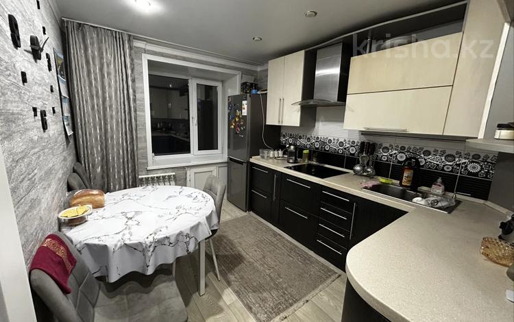 3-комнатная квартира · 63 м² · 3/9 этаж, мкр Юго-Восток, 30й микрорайон 1 за 24.5 млн ₸ в Караганде, Казыбек би р-н — фото 2