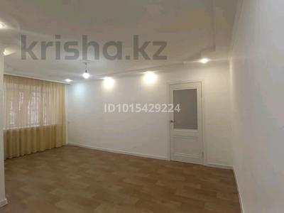 2-бөлмелі пәтер · 42 м² · 1/4 қабат, 18-шағынаудан, 11 квартал, бағасы: 12 млн ₸ в Караганде, Алихана Бокейханова р-н