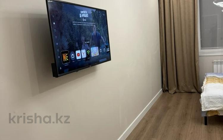 1-комнатная квартира · 35 м² · 9/16 этаж, мкр Юго-Восток, Республики 40 — Новостройка за 15 000 〒 в Караганде, Казыбек би р-н — фото 2