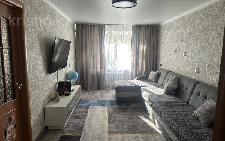 3-комнатная квартира · 60 м² · 5/5 этаж, мкр Михайловка , Крылова 24 за 28 млн ₸ в Караганде, Казыбек би р-н — фото 2