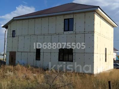 Отдельный дом · 6 комнат · 175 м² · 9 сот., мкр Северо-Восток 146 — Сливовая улица за 18 млн 〒 в Уральске