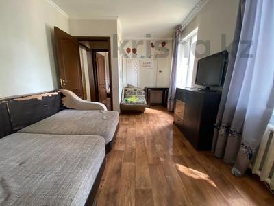 3-бөлмелі пәтер · 55 м² · 2/4 қабат, Көктем-3 ш/а., Коктем3 302 — Коктем 3, бағасы: 42 млн ₸ в Алматы, Бостандыкский р-н