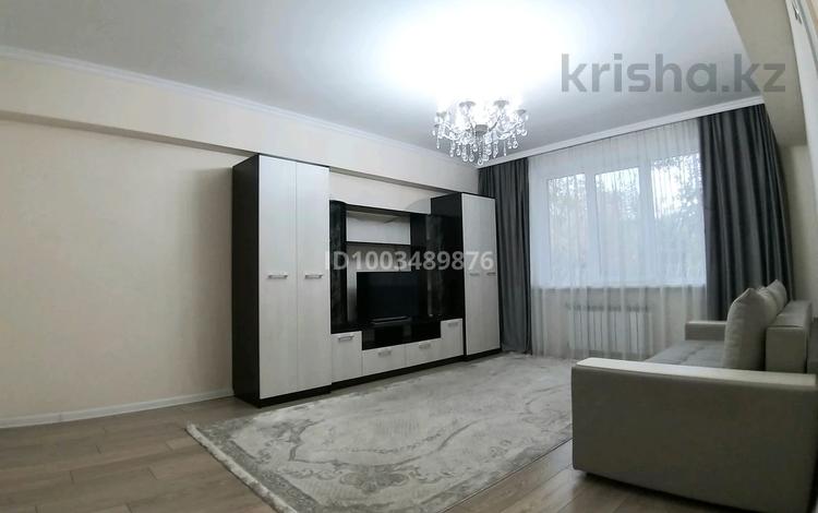 1-бөлмелі пәтер · 48 м² · 2/5 қабат, мкр Самал-3, Пр. Достык 107, бағасы: 330 000 ₸ в Алматы, Медеуский р-н — фото 2