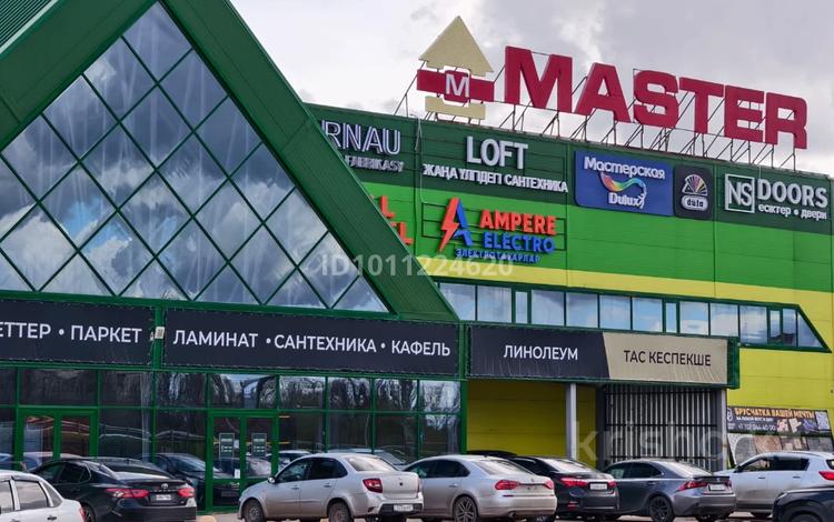 Магазины и бутики · 200 м² за 800 000 ₸ в Уральске — фото 2