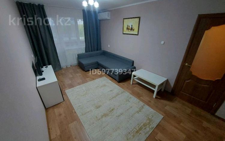 1-бөлмелі пәтер · 40 м² · 3/9 қабат, мкр Кунаева 51, бағасы: 130 000 ₸ в Уральске — фото 2