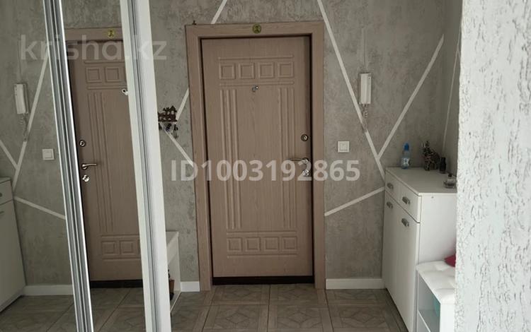 4-комнатная квартира · 101 м² · 5/9 этаж, 10 мкр 2 за 49 млн ₸ в Аксае — фото 2