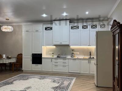 4-комнатная квартира · 181.5 м² · 1/5 этаж, Назарбаева 133 за 85 млн 〒 в Петропавловске