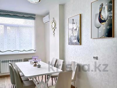 2-комнатная квартира · 73.3 м² · 2/7 этаж, Нуртас Ондасынов 16 за 350 000 〒 в Атырау
