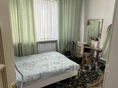 3-комнатная квартира · 70 м² · 5/9 этаж, мкр Аксай-2 35 за 43 млн ₸ в Алматы, Ауэзовский р-н