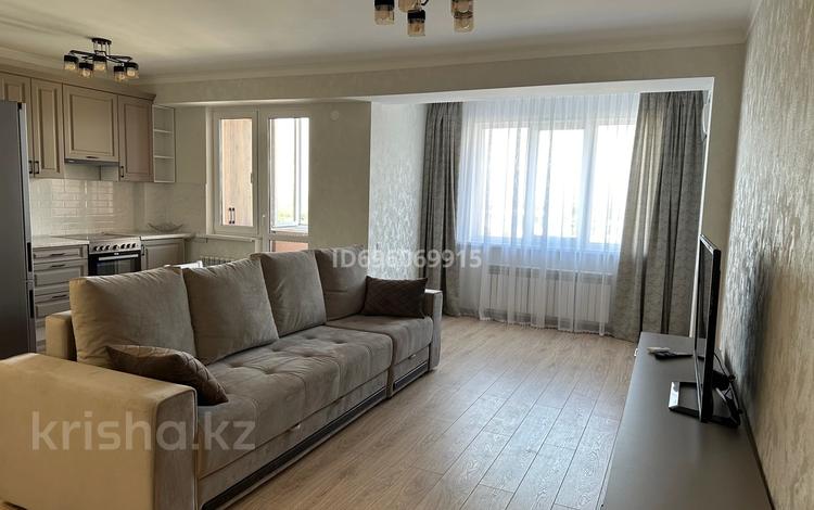 2-комнатная квартира · 67 м² · 12/13 этаж, Есенова 160/3 за 350 000 ₸ в Алматы, Жетысуский р-н — фото 2