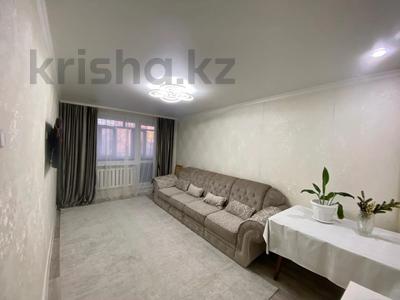3-комнатная квартира · 62 м² · 2/5 этаж, Майкудук, Восток-2 за 19.5 млн 〒 в Караганде, Алихана Бокейханова р-н