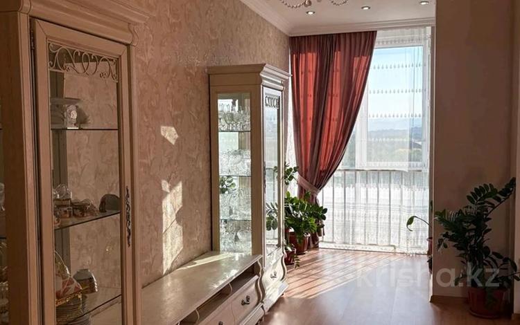 3-комнатная квартира · 130 м² · 5/20 этаж, Брусиловского 163 — Шакарима за 450 000 ₸ в Алматы, Алмалинский р-н — фото 2
