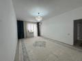 2-комнатная квартира · 76 м² · 4/10 этаж, мкр Нурсая, Т. Жумагалиева 10 за 28 млн ₸ в Атырау — фото 3