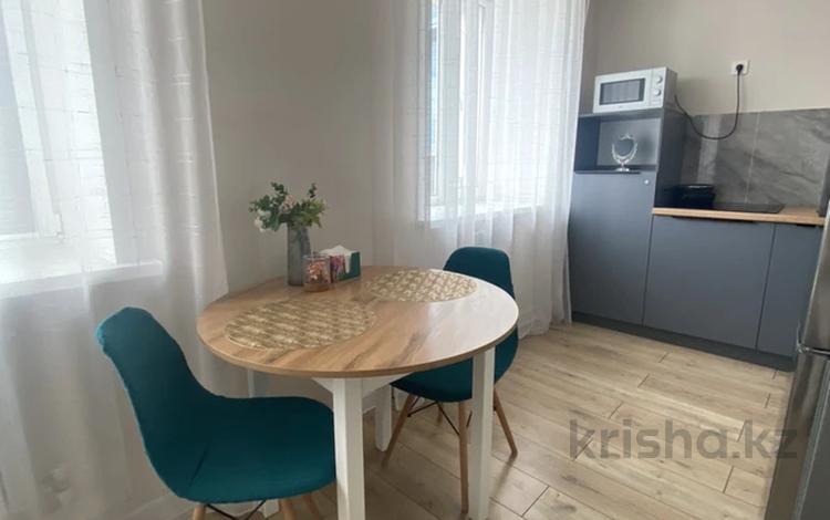 1-бөлмелі пәтер · 30 м² · 5/5 қабат, Республика 30, бағасы: 3 500 ₸ в Астане, р-н Байконур — фото 6