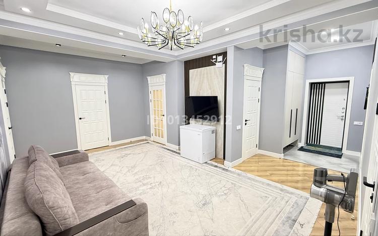 4-бөлмелі пәтер · 150 м² · 8/14 қабат, 17-ш/а., ​17-й микрорайон 9/1, бағасы: 87 млн ₸ в Актау, 17-й мкр — фото 2