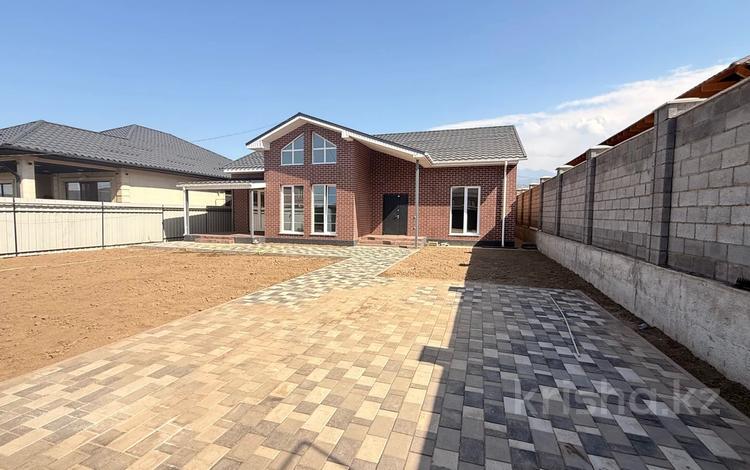 Отдельный дом · 4 комнаты · 160 м² · 6 сот., Кобылиса Жырау — Алатауская трасса за 85.5 млн 〒 в Туздыбастау (Калинино) — фото 2