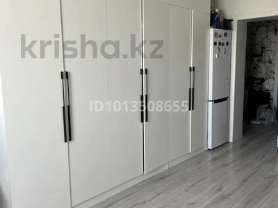 1-комнатная квартира · 29.9 м² · 3/3 этаж, мкр Уркер, Жантай батыра 66 за 15 млн ₸ в Астане, Нура р-н
