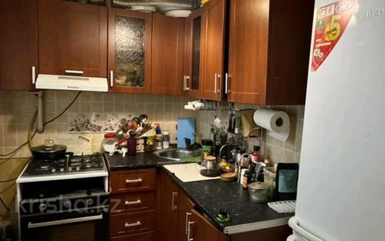 3-комнатная квартира · 60 м² · 1/5 этаж, мкр Новый Город, Алиханова за 17.3 млн ₸ в Караганде, Казыбек би р-н — фото 2