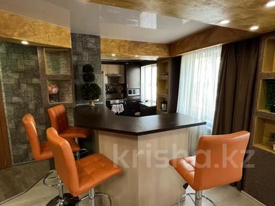 3-бөлмелі пәтер · 73 м² · 2/5 қабат, Сагадад нурмагомбетов 43, бағасы: 35.6 млн ₸ в Усть-Каменогорске